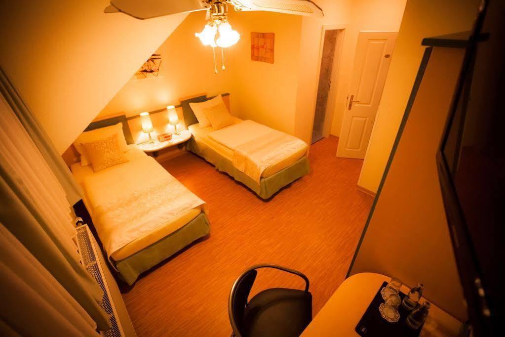 Hotel Carlton Mayfair Düsseldorf Zewnętrze zdjęcie